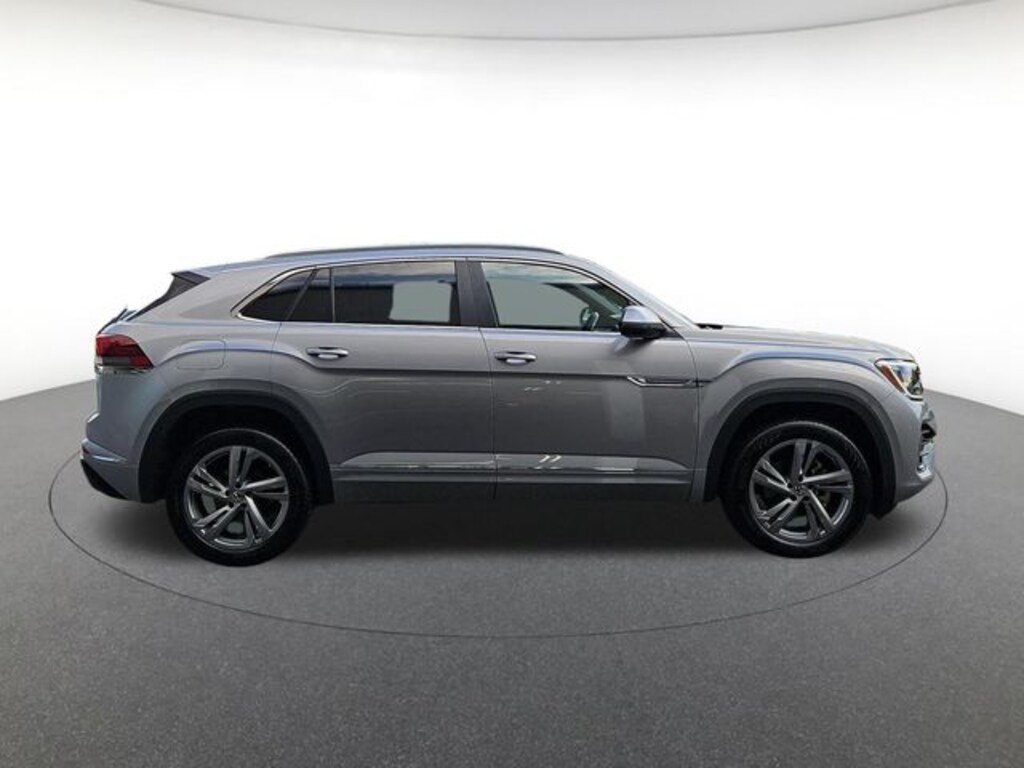 Used 2024 Volkswagen Atlas Cross Sport 2.0T SEL R-Line SUV