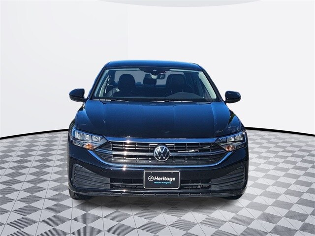 2022 Volkswagen Jetta 1.5T SE photo 2