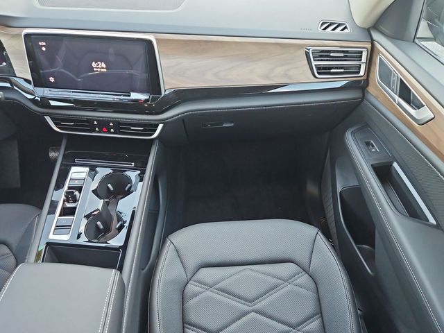 2026 Volkswagen Atlas SE w/Tech - Photo 9