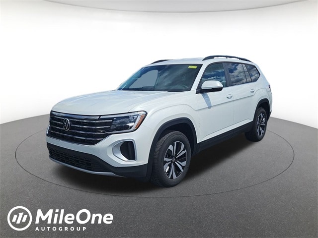 2026 Volkswagen Atlas SE's photo