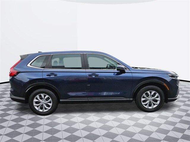 2024 Honda CR-V LX photo 4