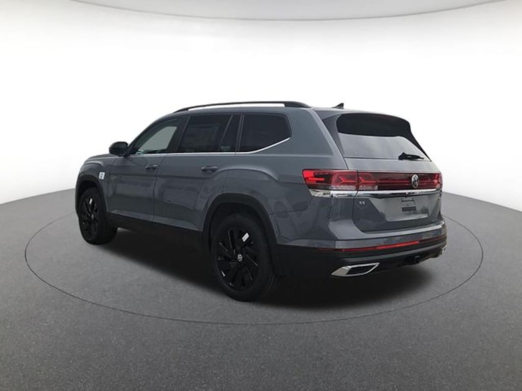 New 2026 Volkswagen Atlas 2.0T SE w/Technology SUV