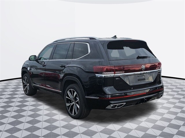 2025 Volkswagen Atlas SEL Premium R-Line photo 3