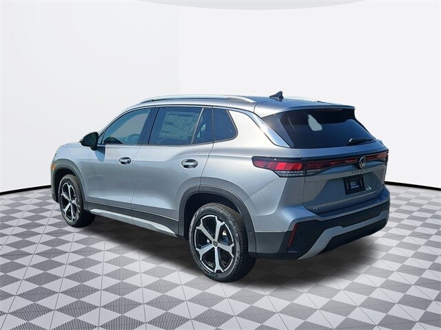 2025 Volkswagen Tiguan SE photo 3