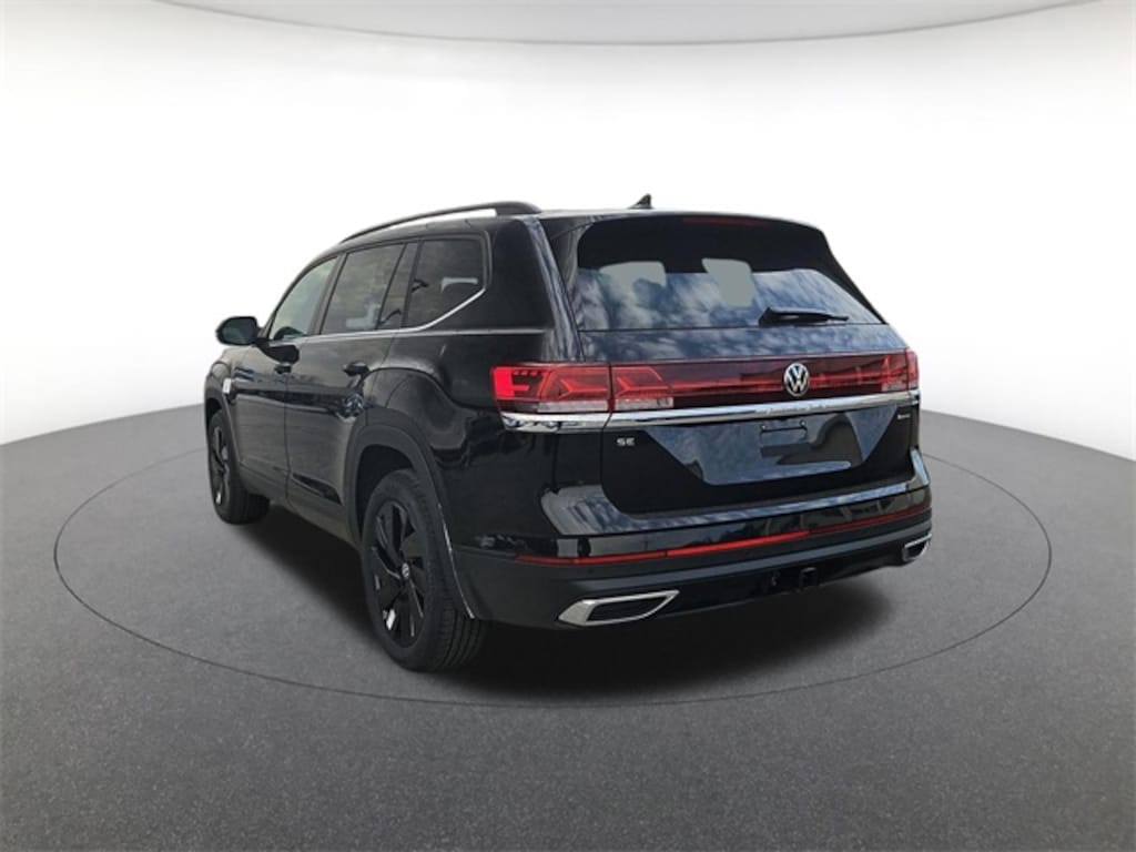 New 2026 Volkswagen Atlas 2.0T SE w/Technology SUV