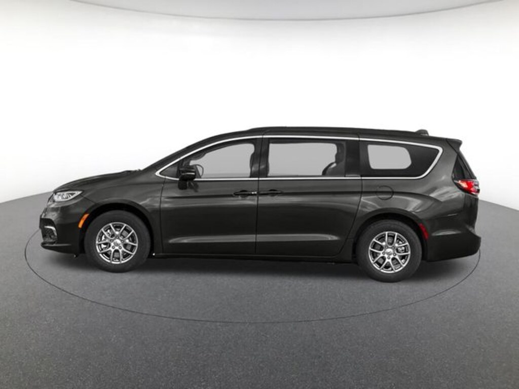 Used 2022 Chrysler Pacifica Touring L Minivan/Van
