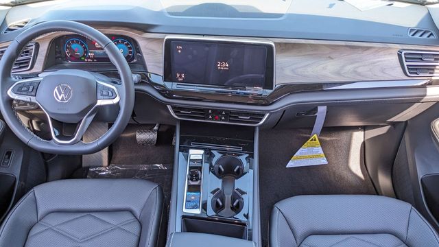 2026 Volkswagen Atlas SE w/Tech - Photo 7