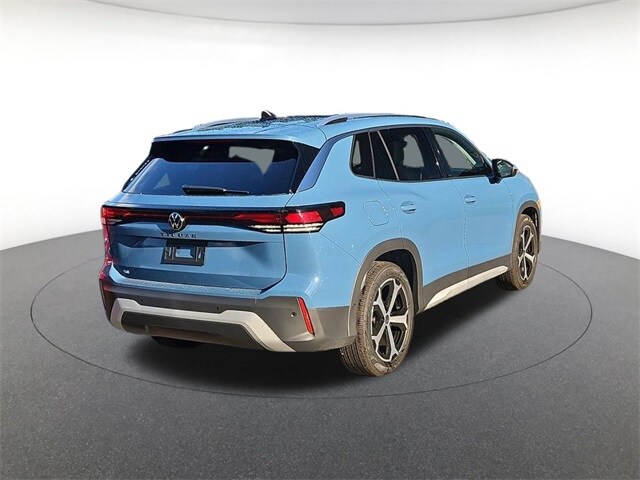 2026 Volkswagen Tiguan SE photo 4