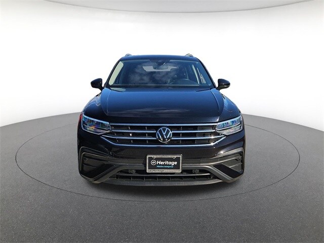 2022 Volkswagen Tiguan SE photo 2
