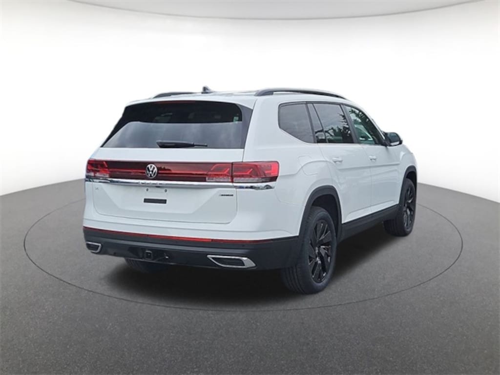New 2025 Volkswagen Atlas 2.0T SE w/Technology SUV