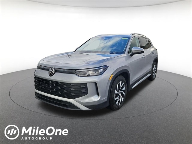 2026 Volkswagen Tiguan S's photo