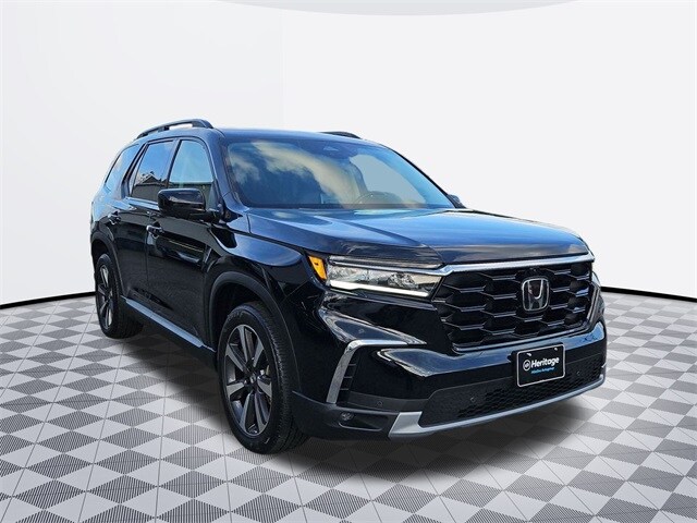 2025 Honda Pilot Elite photo 2