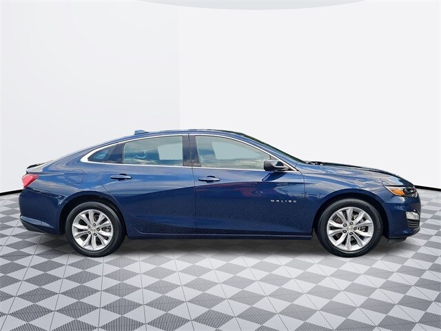 2022 Chevrolet Malibu 1LT photo 4