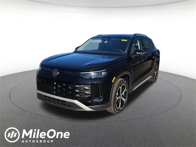 2026 Volkswagen Tiguan SE's photo