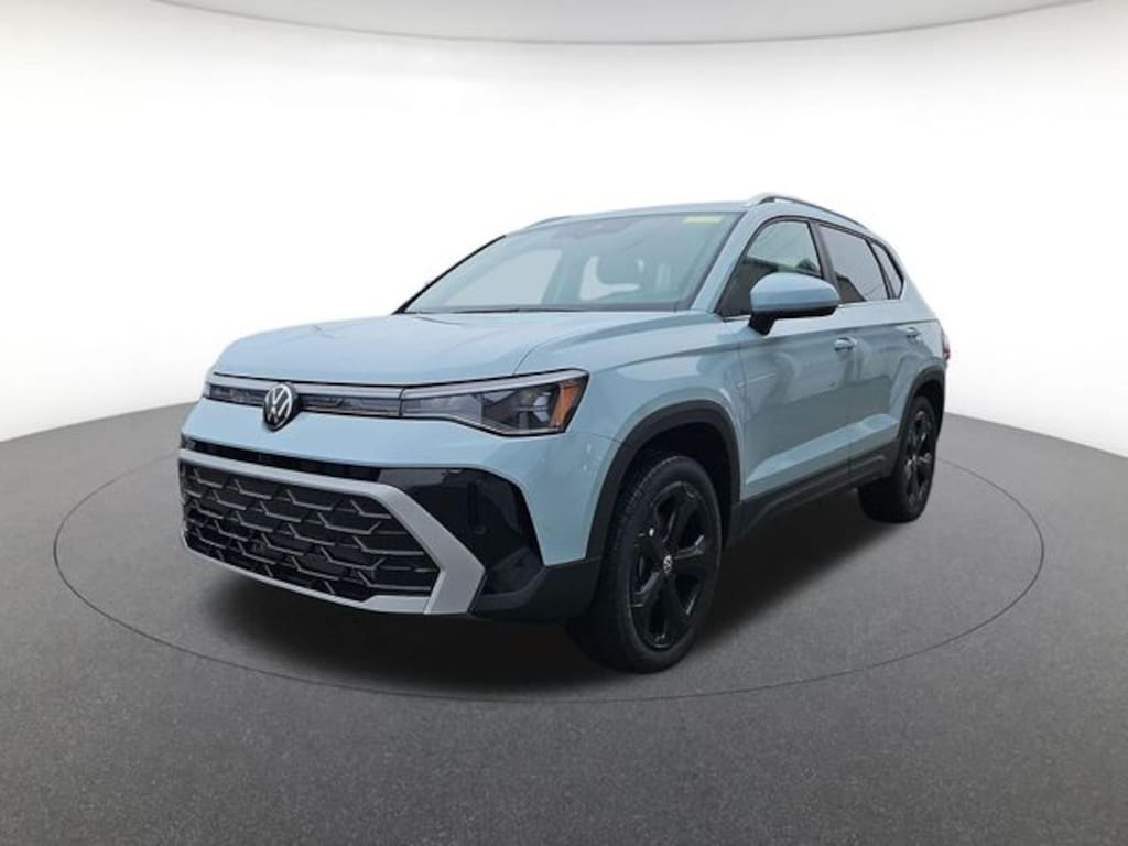 New 2026 Volkswagen Taos 1.5T SEL SUV