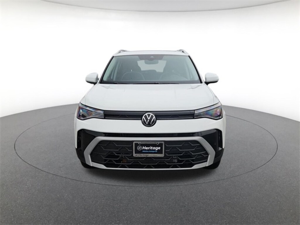 Used 2025 Volkswagen Taos 1.5T SE SUV