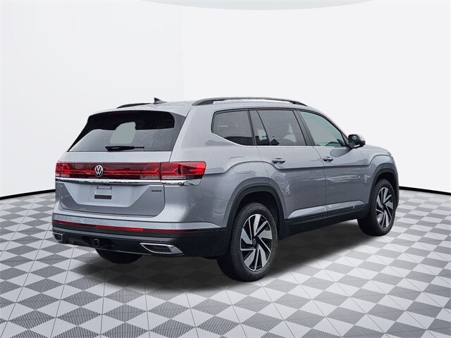 2026 Volkswagen Atlas SE Technology photo 3