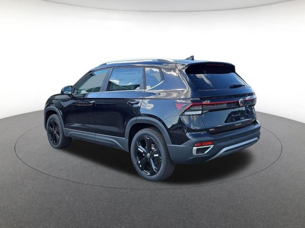 New 2026 Volkswagen Taos 1.5T SEL SUV