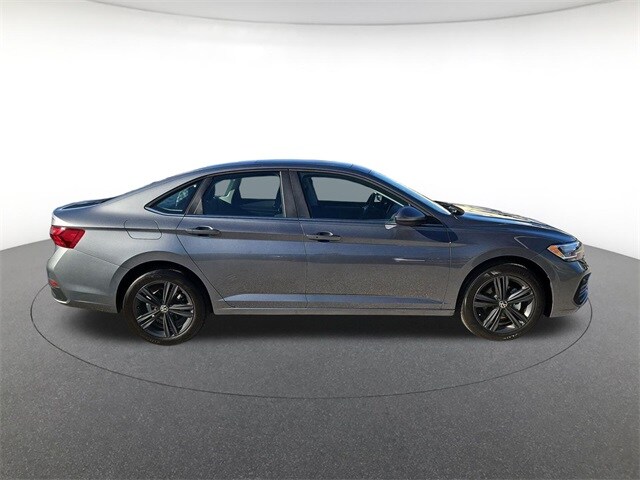 2024 Volkswagen Jetta 1.5T SE photo 4