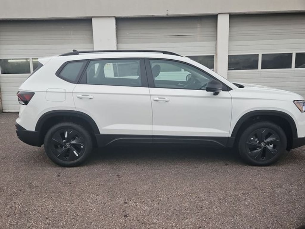 New 2026 Volkswagen Taos 1.5T S SUV