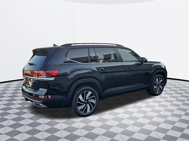 2026 Volkswagen Atlas SE Technology photo 3