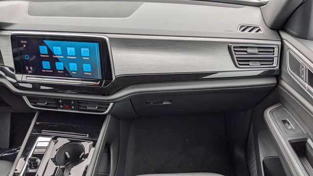 2026 Volkswagen Atlas Cross Sport SE w/Tech - Photo 9