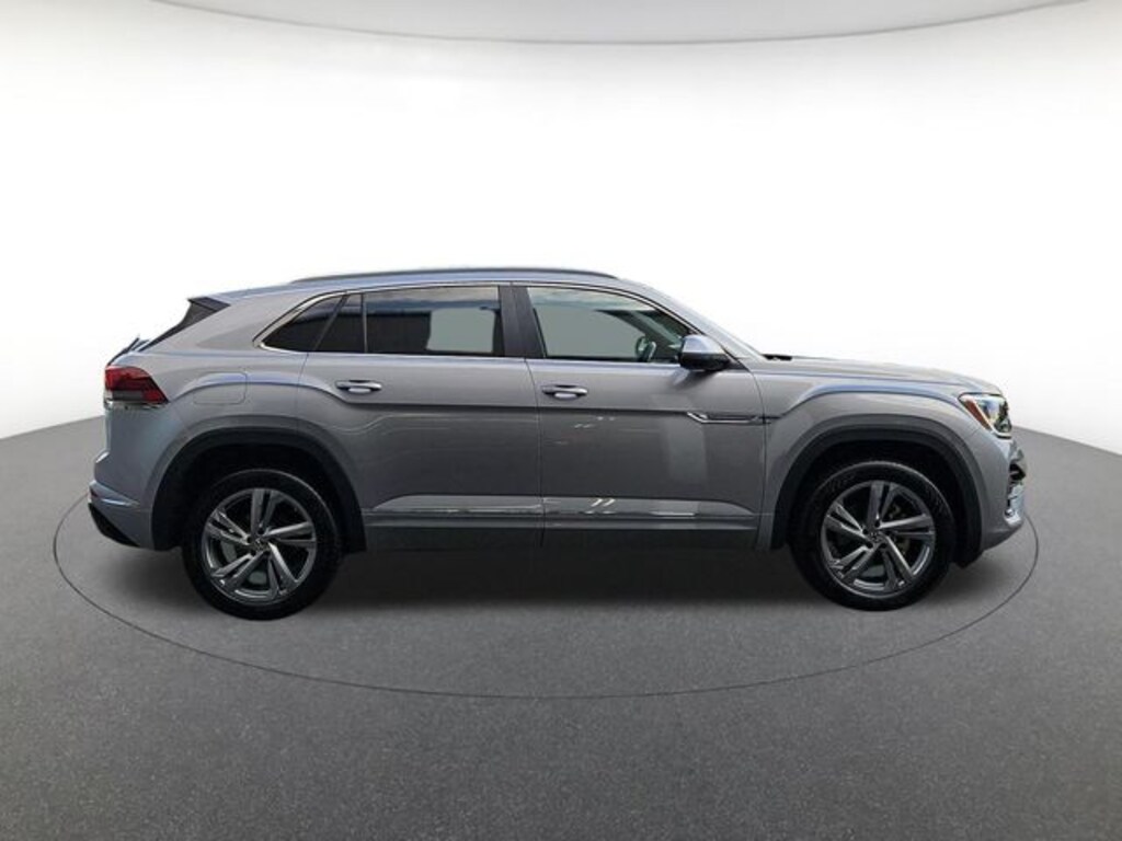 Used 2024 Volkswagen Atlas Cross Sport 2.0T SEL R-Line SUV