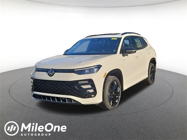 2026 Volkswagen Tiguan Comfortline R-Line Black