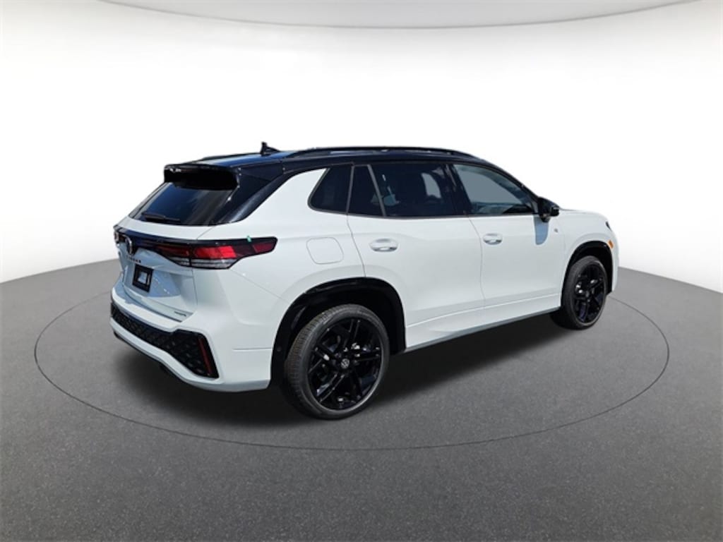 New 2025 Volkswagen Tiguan 2.0T SE R-Line Black SUV