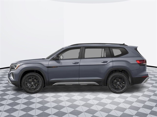 2025 Volkswagen Atlas Peak Edition SE photo 3