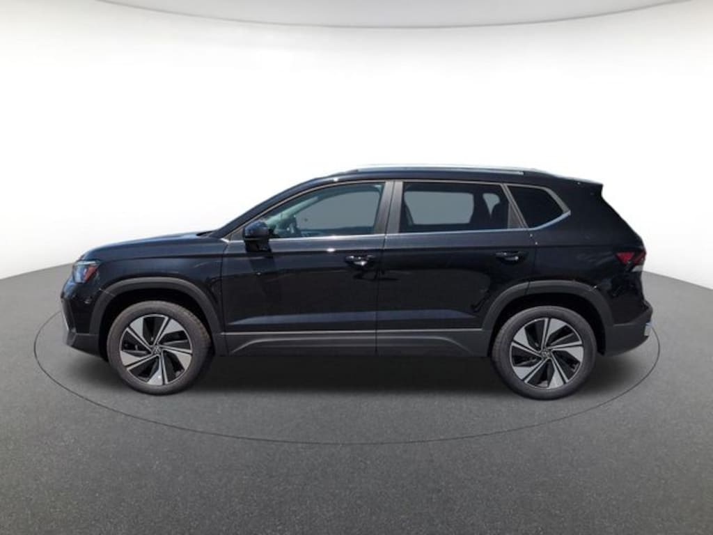 New 2026 Volkswagen Taos 1.5T SE SUV