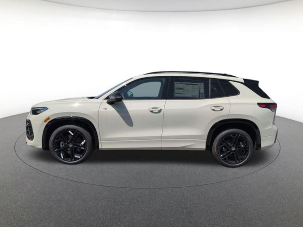 New 2026 Volkswagen Tiguan 2.0T SE R-Line Black SUV