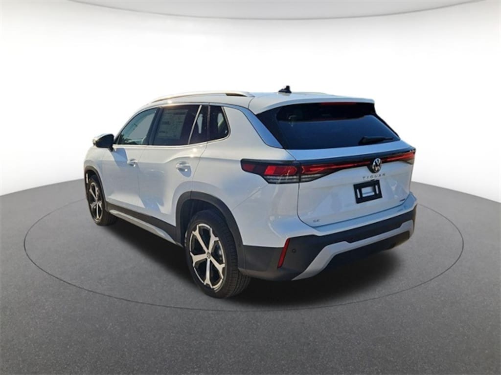 New 2026 Volkswagen Tiguan 2.0T SE SUV