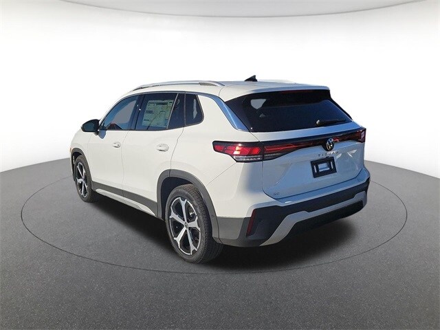 2026 Volkswagen Tiguan SE photo 3