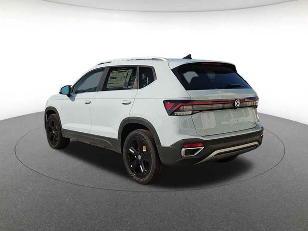 New 2026 Volkswagen Taos 1.5T SEL SUV