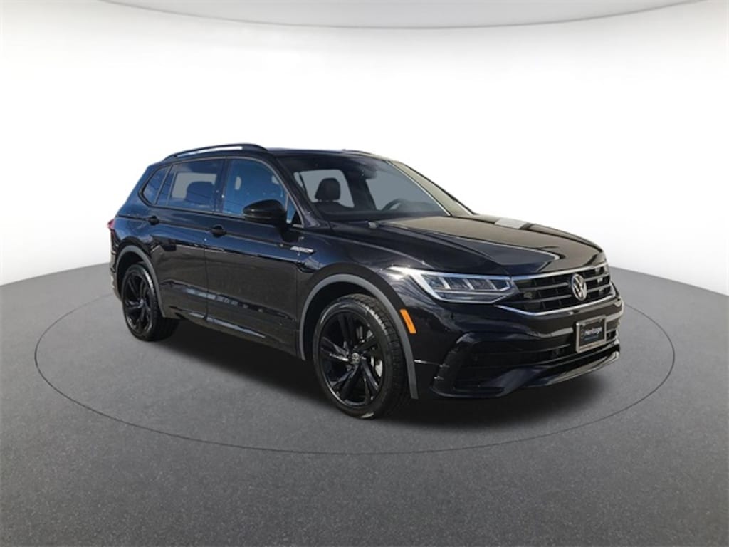 Used 2023 Volkswagen Tiguan 2.0T SE R-Line Black SUV