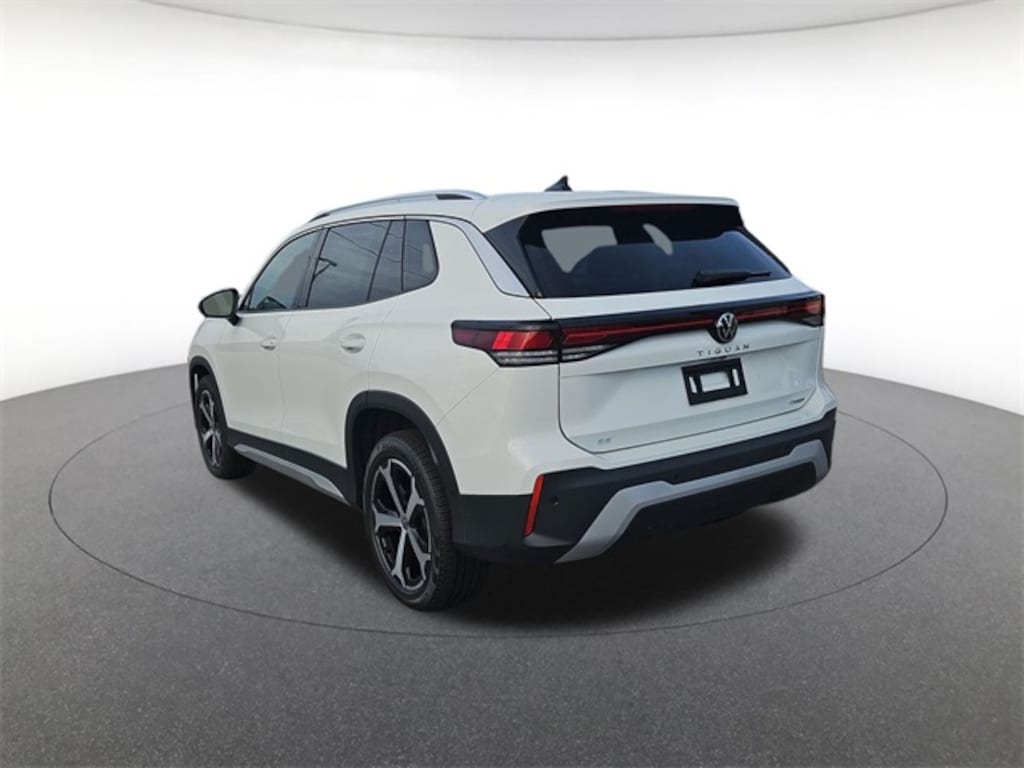 New 2025 Volkswagen Tiguan 2.0T SE SUV