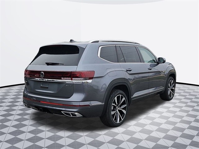2025 Volkswagen Atlas SEL Premium R-Line photo 4