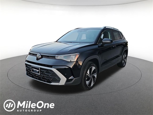 2025 Volkswagen Taos SE's photo