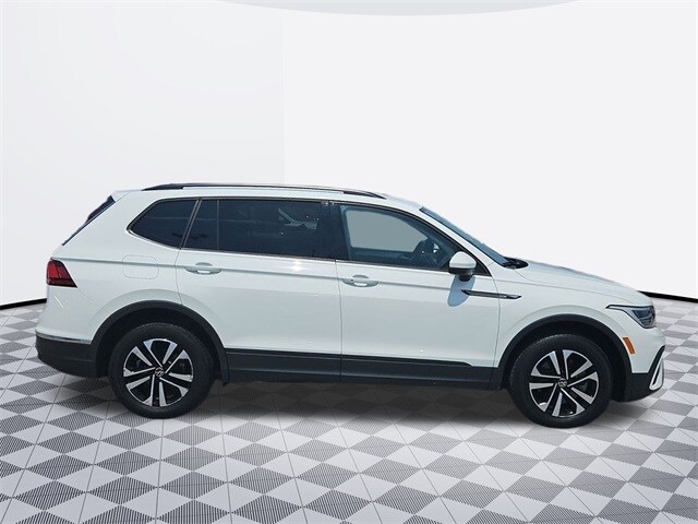 2022 Volkswagen Tiguan S photo 4