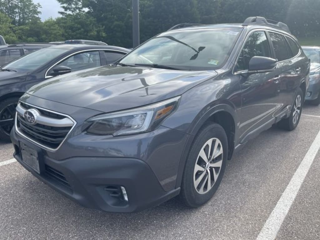 Used 2020 Subaru Outback Premium SUV