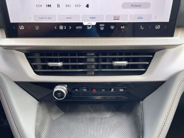 2026 Ford Explorer Active - Photo 20
