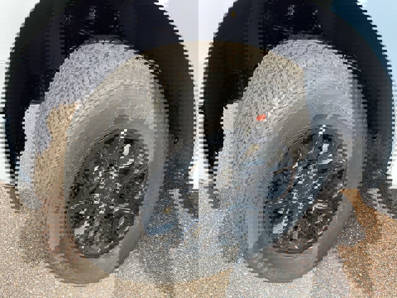 2025 Ford F-150 XLT photo 2