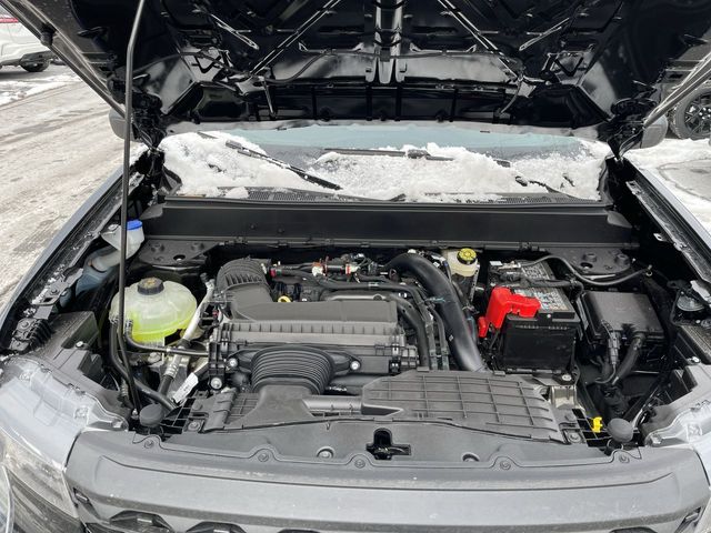 2025 Ford Maverick XLT - Photo 12