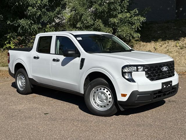 2025 Ford Maverick XL's photo