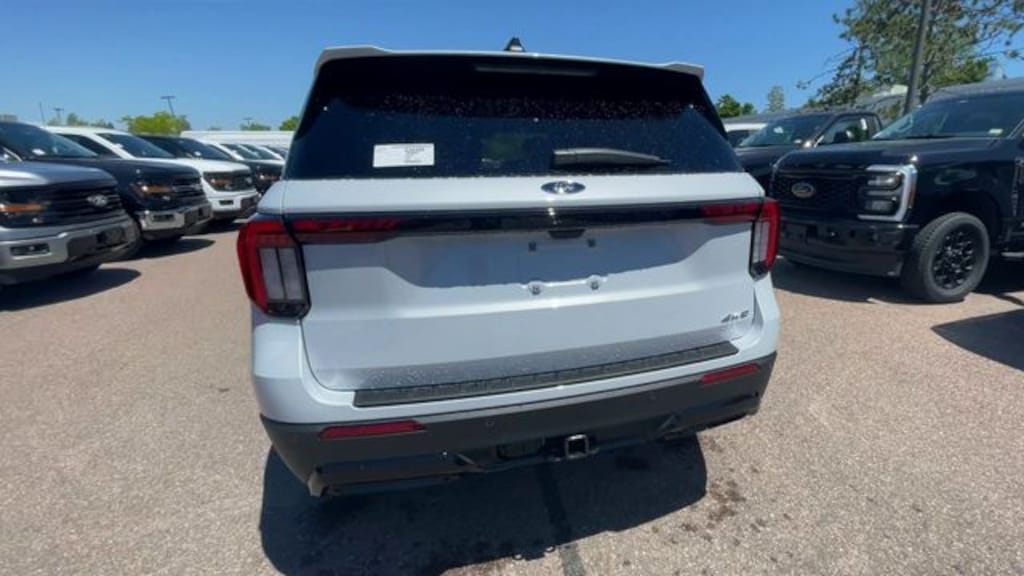 New 2026 Ford Explorer ST-Line SUV