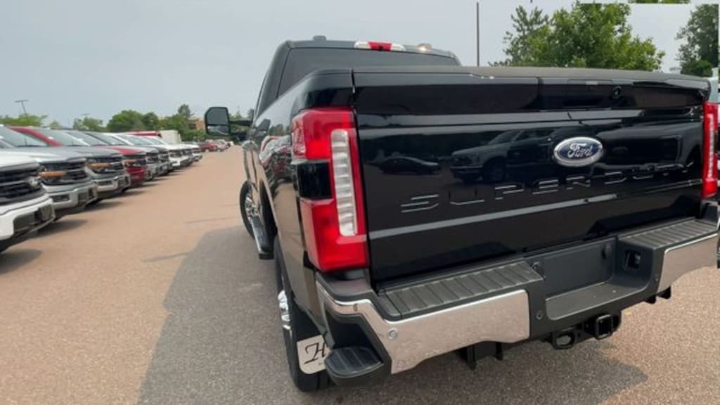 New 2026 Ford Super Duty F-350® Lariat® Truck