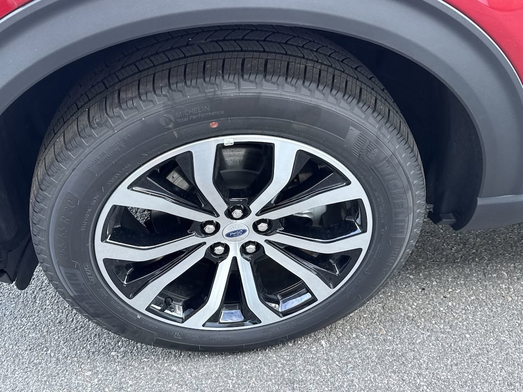 New 2025 Ford Explorer ST-Line Sport Utility