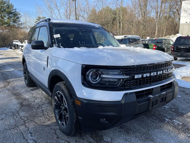 2025 Ford Bronco Sport Outer Banks's photo