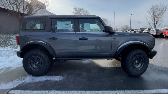 2025 Ford Bronco 4-Door Base - Photo 9